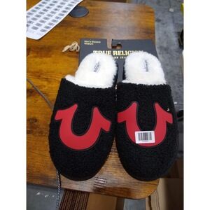 TRUE RELIGION Sherpa slip-on Slippers Mens Black Red Pile Logo Size M 9-10